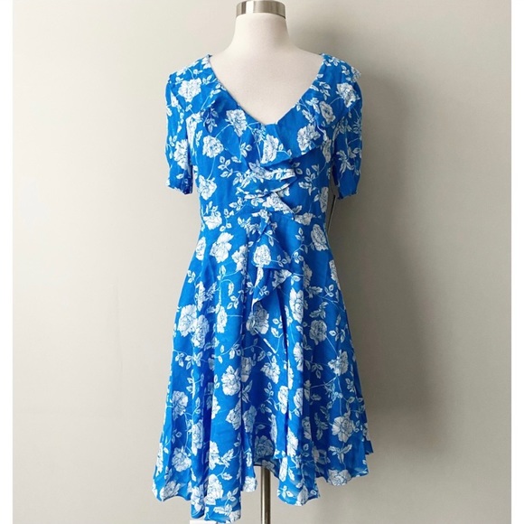NWT LuLus Ruffle Floral Blue & White Skater Ximena Mini Dress Women's Size Small - Picture 2 of 11